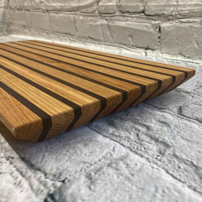 saw and pour oak and blackwood chopping board