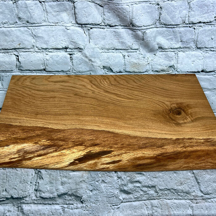 Oak live edge with copper resin